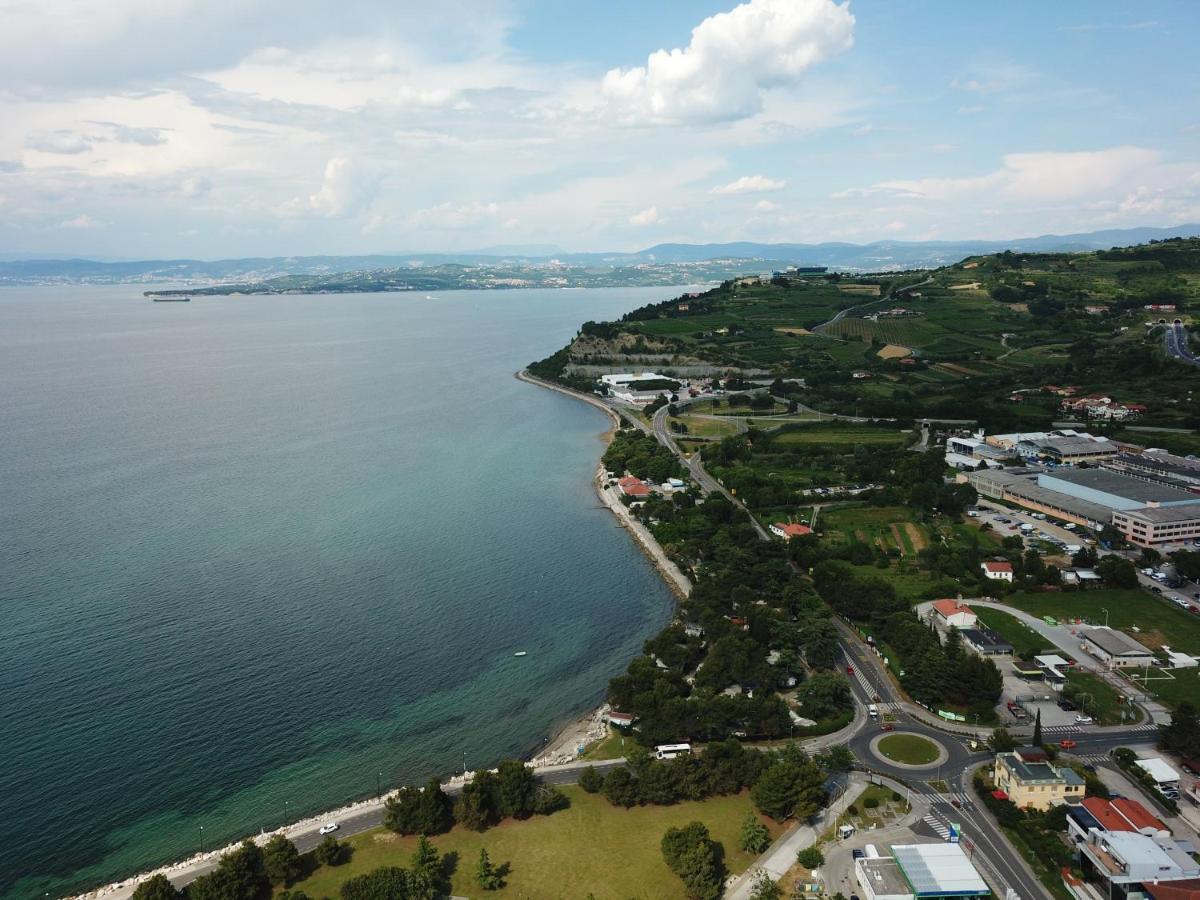 Apartments Villa Sandi Izola Buitenkant foto