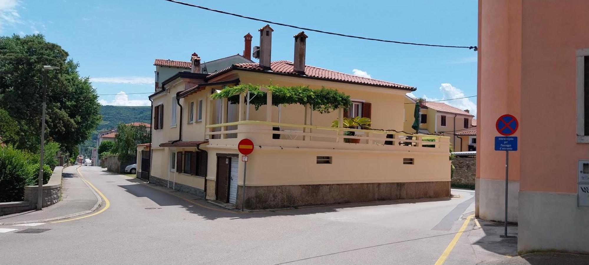 Apartments Villa Sandi Izola Buitenkant foto